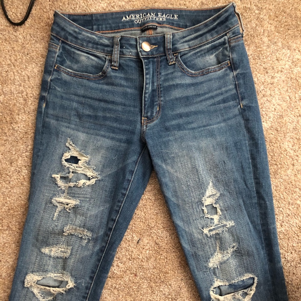 American Eagle distressed jeans